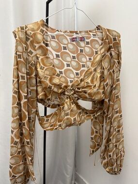 Urban Outfitters Gold and Cream Geometric Tie-Front Crop Top